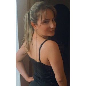 Meet your Posher, Paola